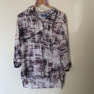 Simply Vera vera wang quarter button up top